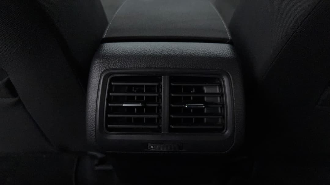 2018 Volkswagen Golf 110 Tsi Comfortline, Automatic, 58246 km, Rear A/C Vent