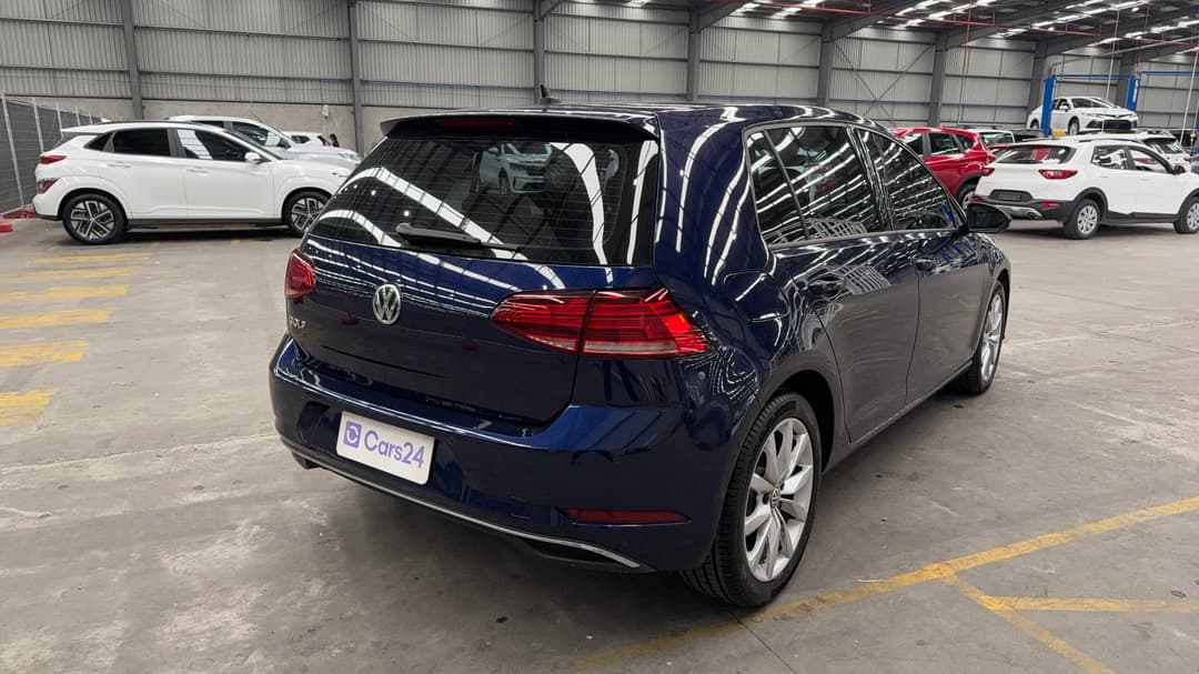 2018 Volkswagen Golf 110 Tsi Comfortline, Automatic, 58246 km, Right Back Diagonal (45- Degree) View