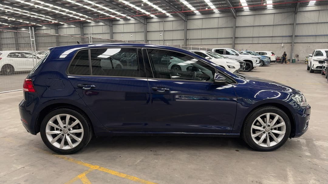 2018 Volkswagen Golf 110 Tsi Comfortline, Automatic, 58246 km, Right Side View
