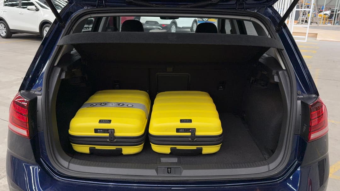 2018 Volkswagen Golf 110 Tsi Comfortline, Automatic, 58246 km, Boot Inside View with Luggage