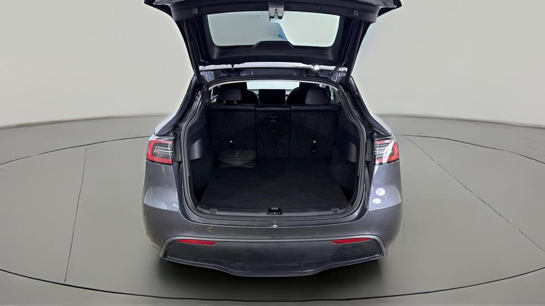 2023 Tesla Model Y Rear-wheel Drive, Automatic, 43984 km, Boot Inside View