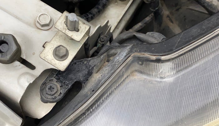 2018 Maruti Ciaz SIGMA 1.4 MT PETROL, Petrol, Manual, 51,277 km, Left headlight - Clamp has minor damage