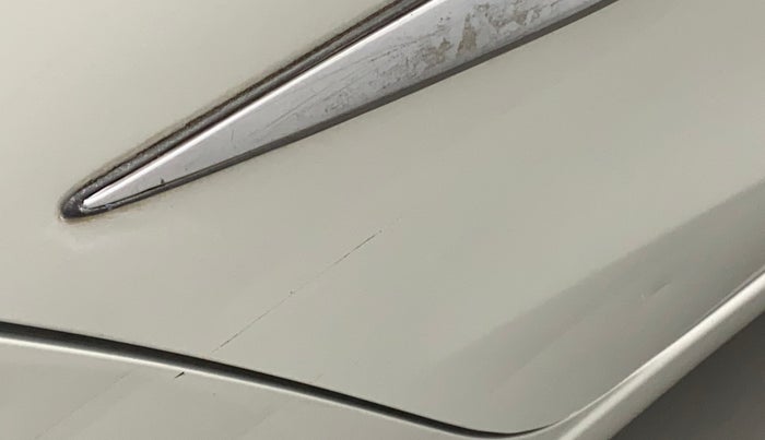 2018 Maruti Ciaz SIGMA 1.4 MT PETROL, Petrol, Manual, 51,277 km, Right rear door - Minor scratches