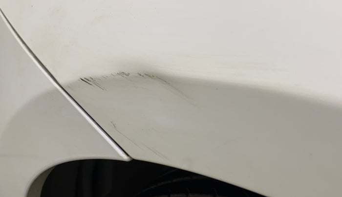 2015 Maruti Ciaz ZDI+ SHVS RS, Diesel, Manual, 62,375 km, Left fender - Minor scratches