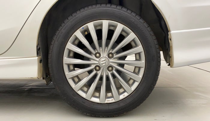 2015 Maruti Ciaz ZDI+ SHVS RS, Diesel, Manual, 62,375 km, Left Rear Wheel