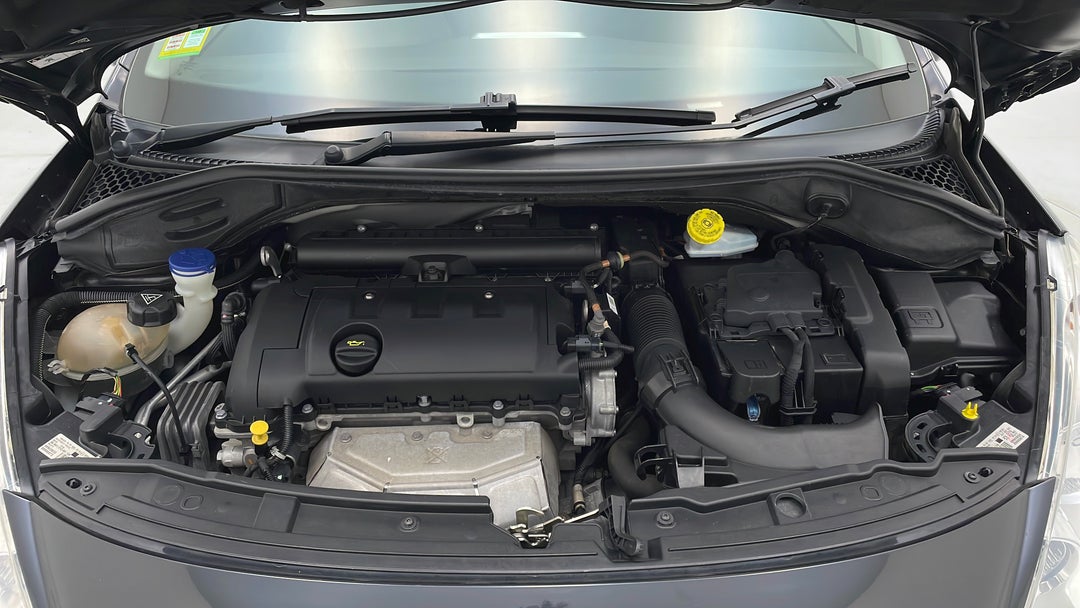 Open Bonnet (Engine)