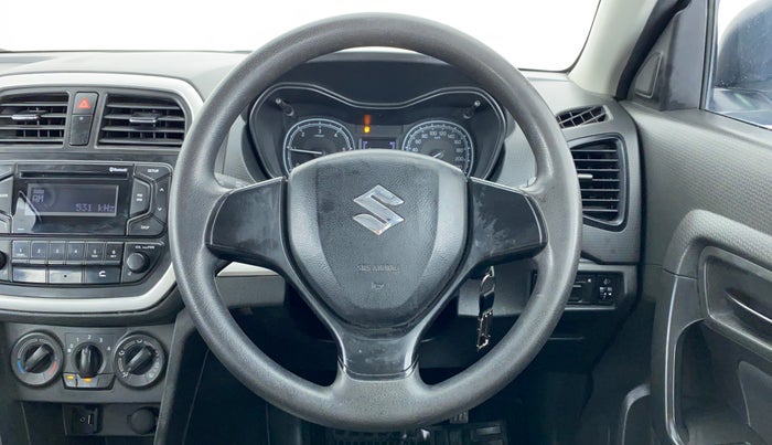 2017 Maruti Vitara Brezza VDI OPT, Diesel, Manual, 67,116 km, Steering Wheel Close Up