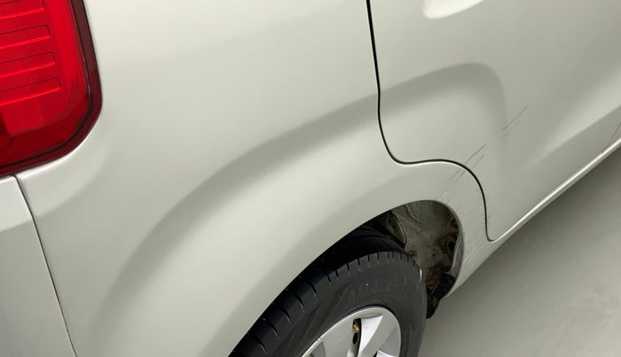 2020 Maruti New Wagon-R LXI CNG 1.0, CNG, Manual, 48,884 km, Right quarter panel - Minor scratches