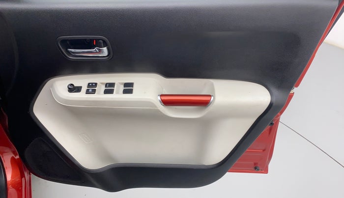2018 Maruti IGNIS DELTA 1.2 K12, Petrol, Manual, 52,203 km, Driver Side Door Panels Control