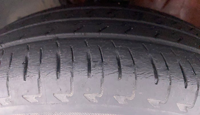2018 Maruti IGNIS DELTA 1.2 K12, Petrol, Manual, 52,203 km, Left Front Tyre Tread