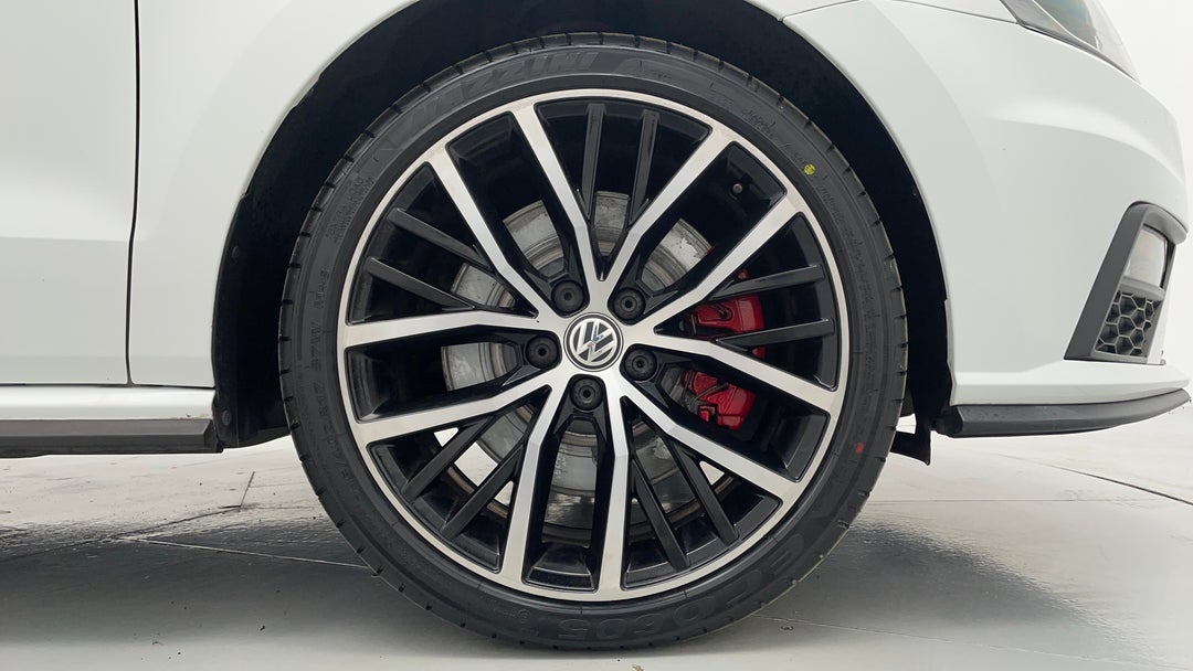 2017 Volkswagen Polo Gti, Automatic, 83701 km, Right Front Wheel
