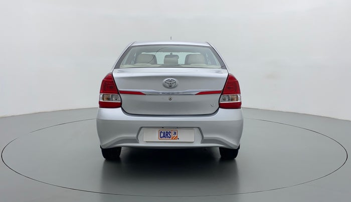 2017 Toyota Etios V, Petrol, Manual, 74,137 km, Back/Rear