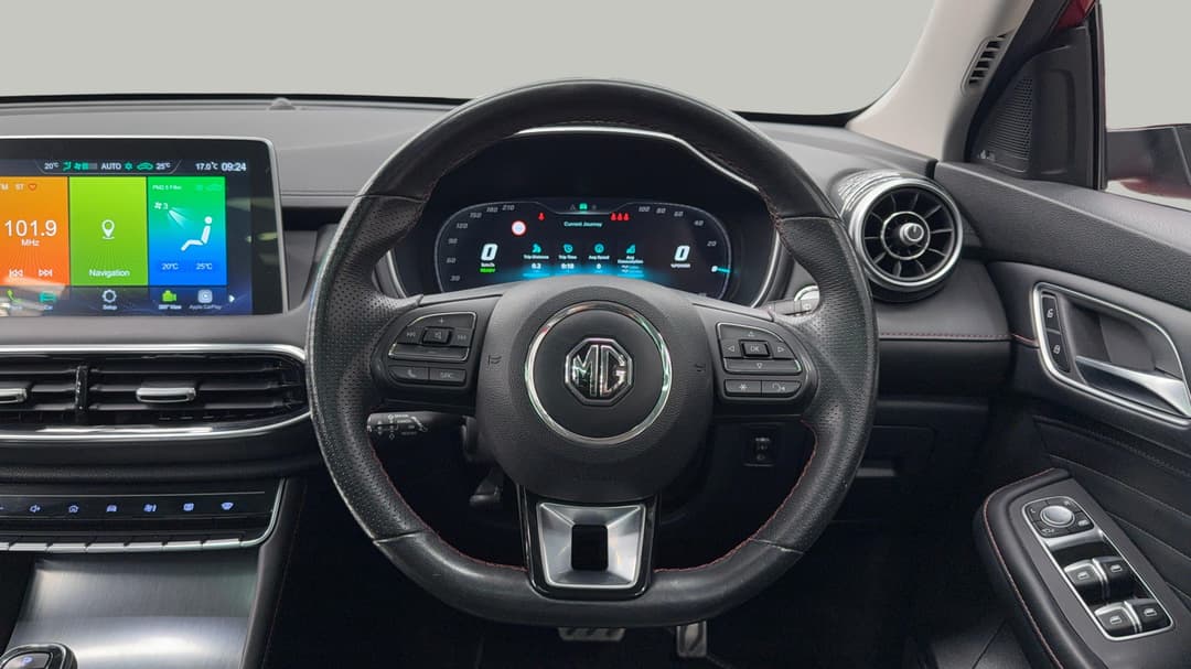 2022 MG HS +ev Phev Essence, Automatic, 34077 km, Steering Wheel Close-up