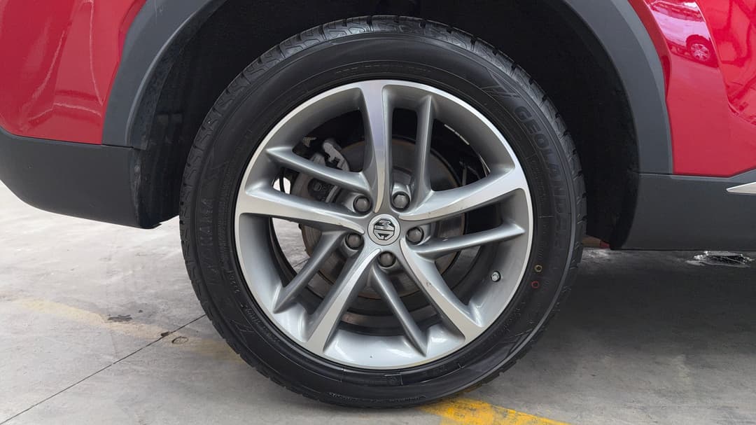 2022 MG HS +ev Phev Essence, Automatic, 34077 km, Right Rear Wheel