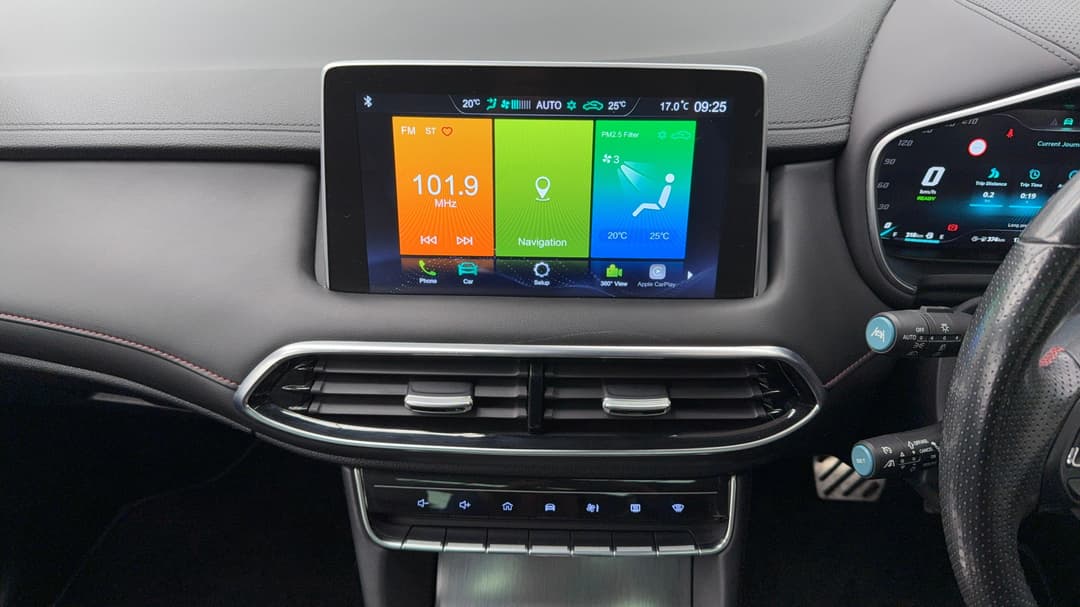 2022 MG HS +ev Phev Essence, Automatic, 34077 km, Center Console