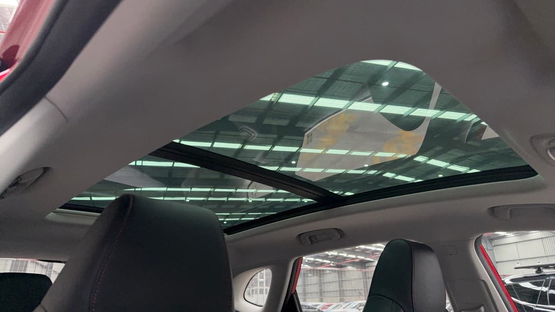 2022 MG HS +ev Phev Essence, Automatic, 34077 km, Interior Sunroof/Moonroof
