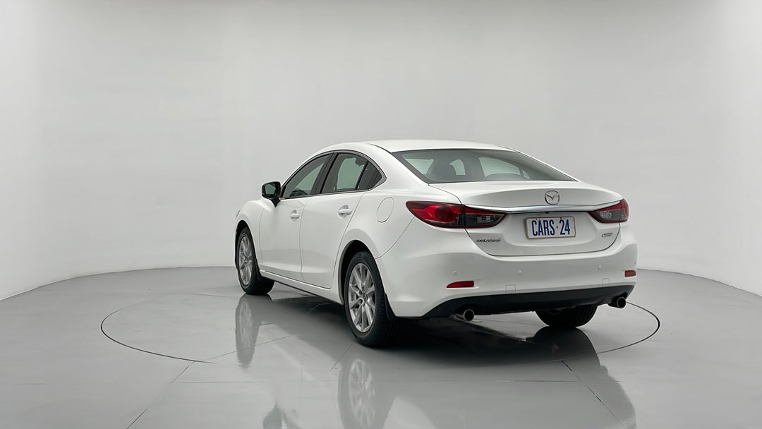 Left Back Diagonal (45- Degree) View