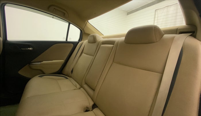 2014 Honda City 1.5L I-VTEC V MT, Petrol, Manual, 61,455 km, Right Side Rear Door Cabin