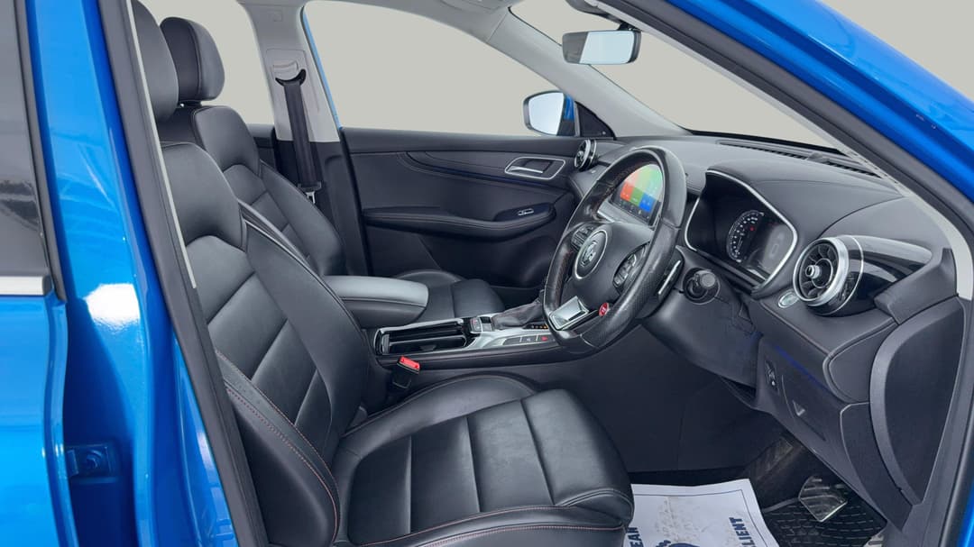 2021 MG HS Excite, Automatic, 66484 km, Right Side Front Door Cabin View