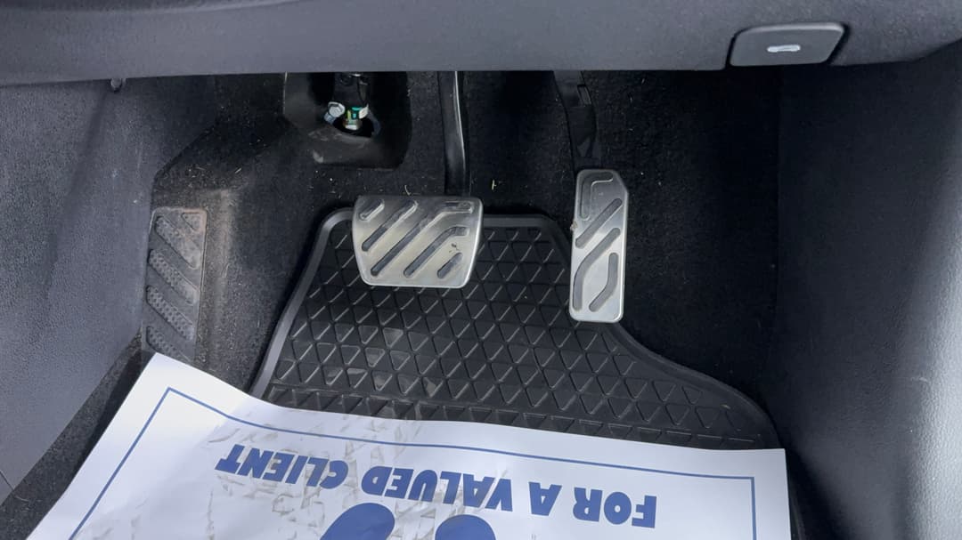 2021 MG HS Excite, Automatic, 66484 km, Pedals and Footmat