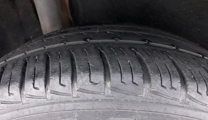 2018 Maruti Vitara Brezza LDI, Diesel, Manual, 70,167 km, Right Rear Tyre Tread