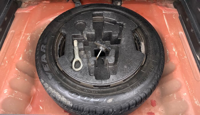 2018 Maruti Vitara Brezza LDI, Diesel, Manual, 70,167 km, Spare Tyre