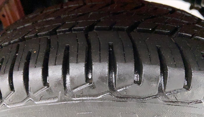 2013 Maruti Alto K10 VXI P, Petrol, Manual, 41,769 km, Left Rear Tyre Tread
