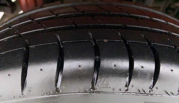 2013 Maruti Alto K10 VXI P, Petrol, Manual, 41,769 km, Right Rear Tyre Tread