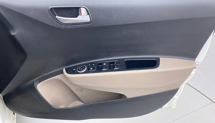 2014 Hyundai Grand i10 ASTA 1.2 KAPPA VTVT, Petrol, Manual, 31,590 km, Driver Side Door Panels Control