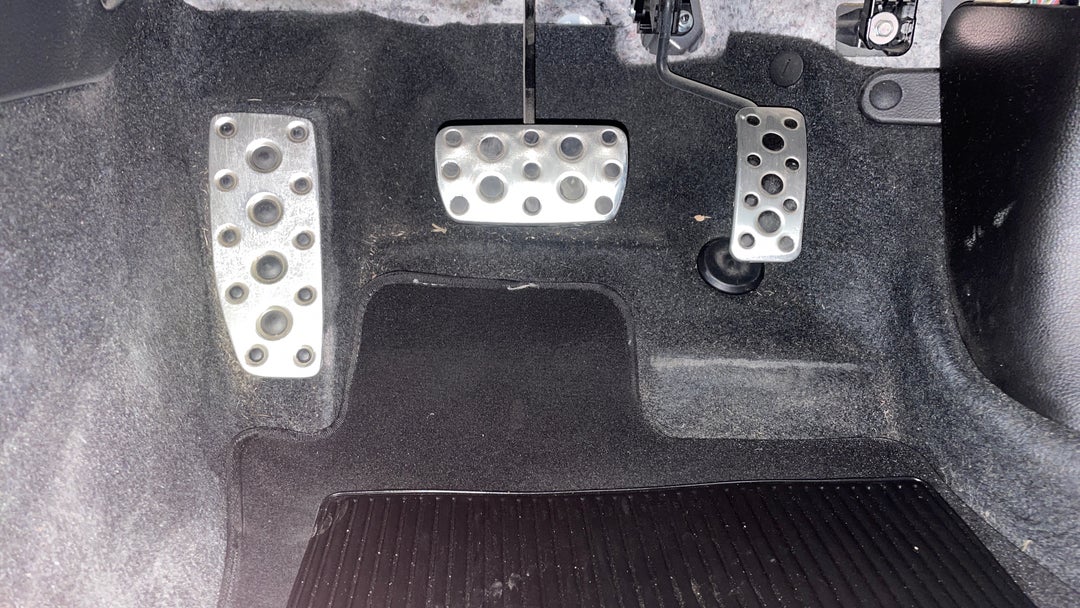Pedals and Footmat