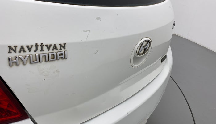 2011 Hyundai i20 SPORTZ 1.2 O, Petrol, Manual, 48,715 km, Dicky (Boot door) - Slightly dented