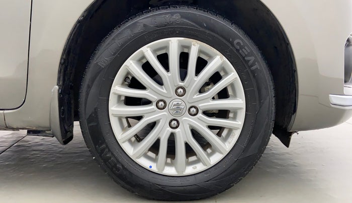 2018 Maruti Dzire ZDI, Diesel, Manual, 26,568 km, Right Front Tyre