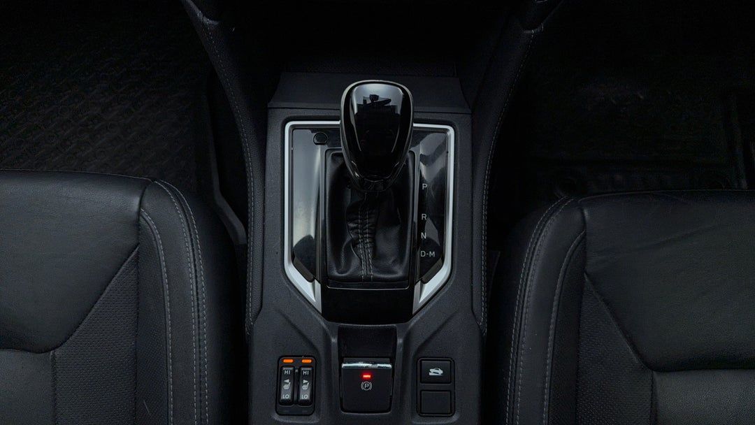 2017 Subaru Impreza 2.0i-s (awd), Automatic, 136134 km, Gear Lever 