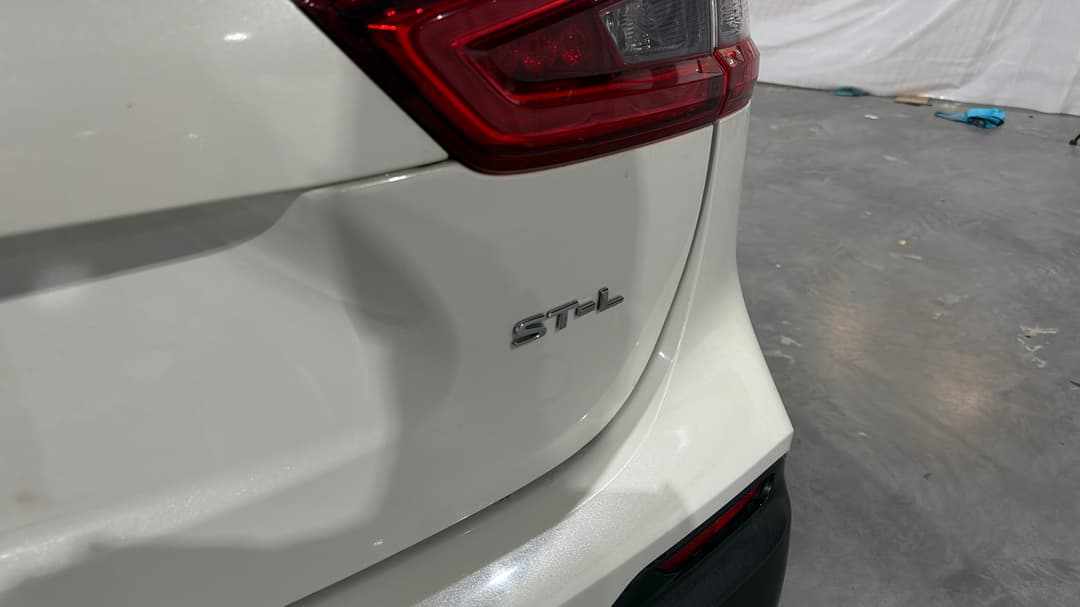 2017 Nissan Qashqai St-l, Automatic, 104027 km, Badge (Boot Right Side)