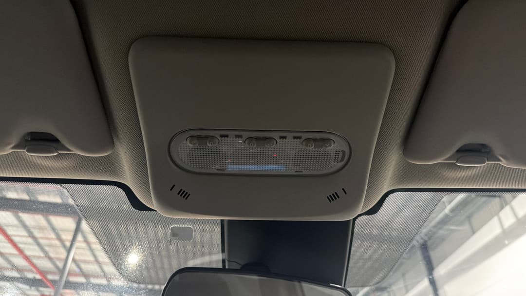 2017 Nissan Qashqai St-l, Automatic, 104027 km, On-Roof Controls/Sunglass holder