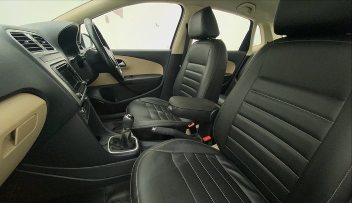 2016 Volkswagen Ameo HIGHLINE1.2L, Petrol, Manual, 36,744 km, Right Side Front Door Cabin
