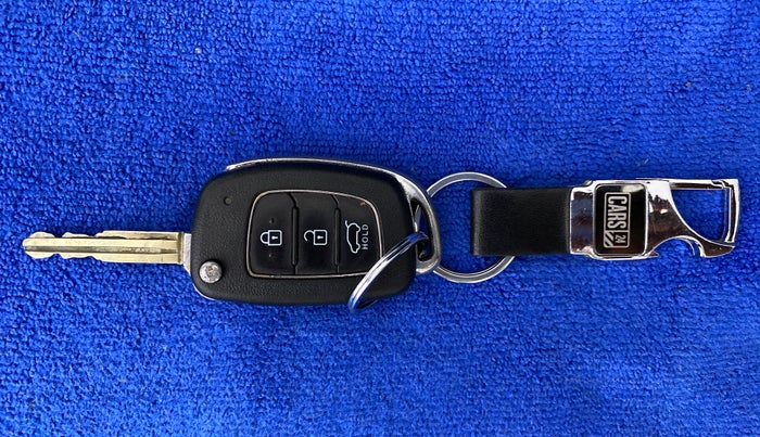 2019 Hyundai Elite i20 SPORTZ PLUS 1.2, Petrol, Manual, 67,449 km, Key Close Up