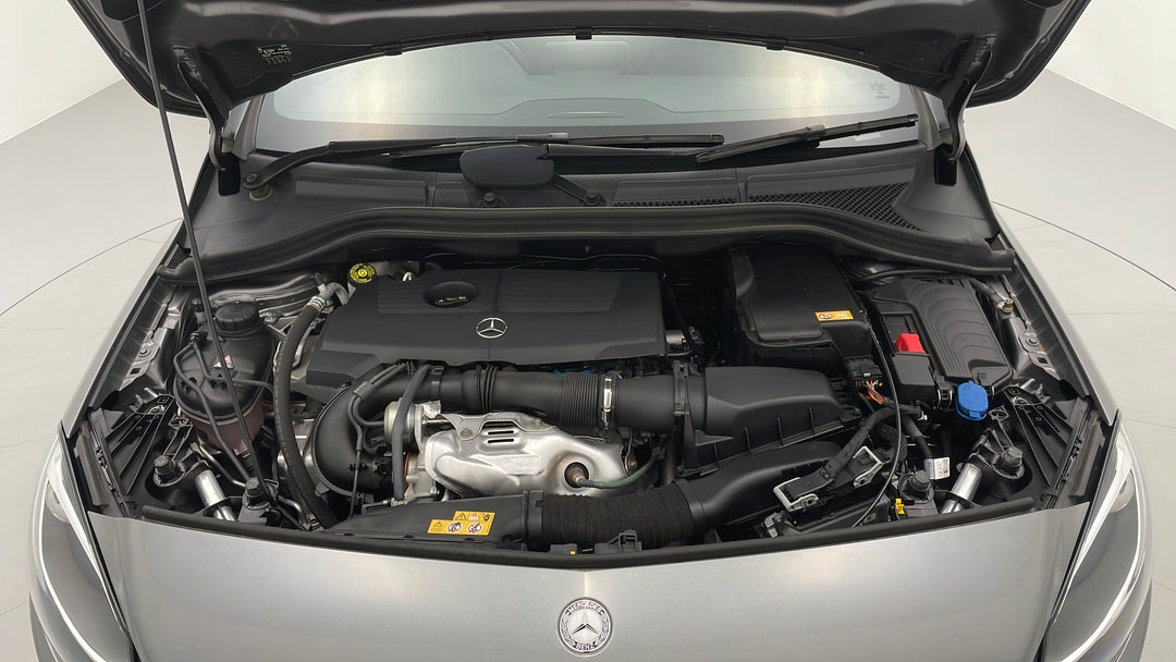 Open Bonnet (Engine)