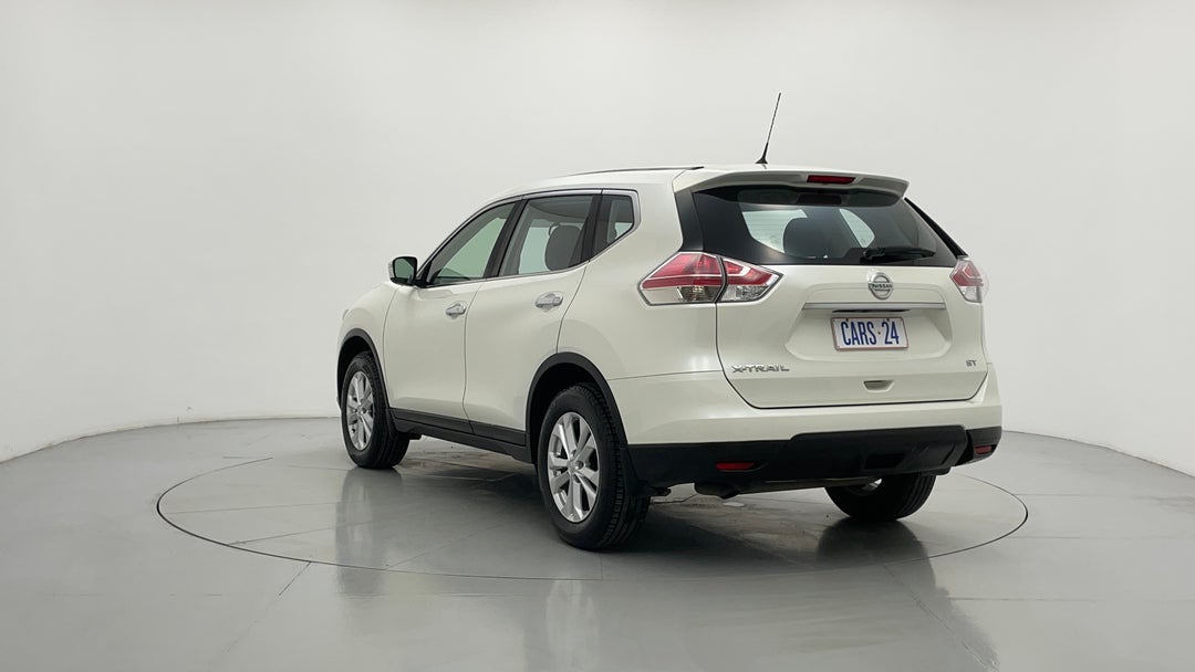 Left Back Diagonal (45- Degree) View