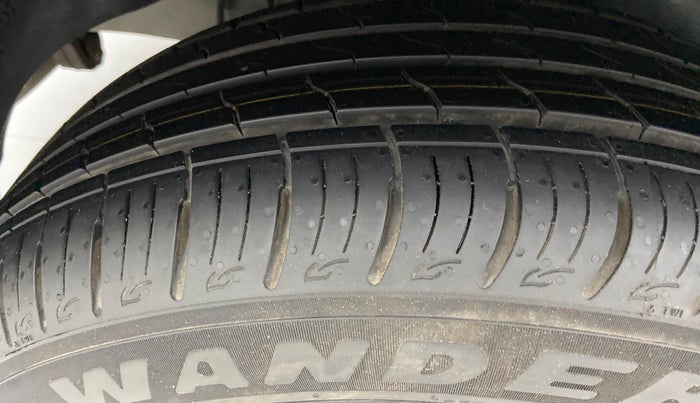 2015 Hyundai Creta 1.6 S, Petrol, Manual, 50,003 km, Right Rear Tyre Tread