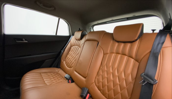 2015 Hyundai Creta 1.6 S, Petrol, Manual, 50,003 km, Right Side Rear Door Cabin