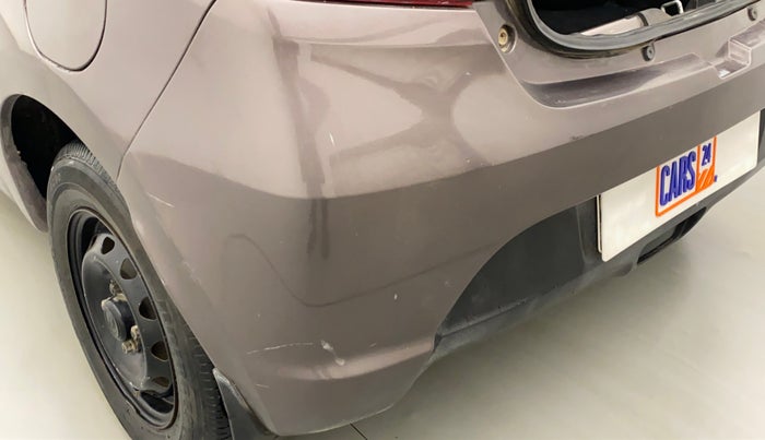 2017 Tata Tiago XE PETROL, Petrol, Manual, 43,483 km, Rear bumper - Minor scratches
