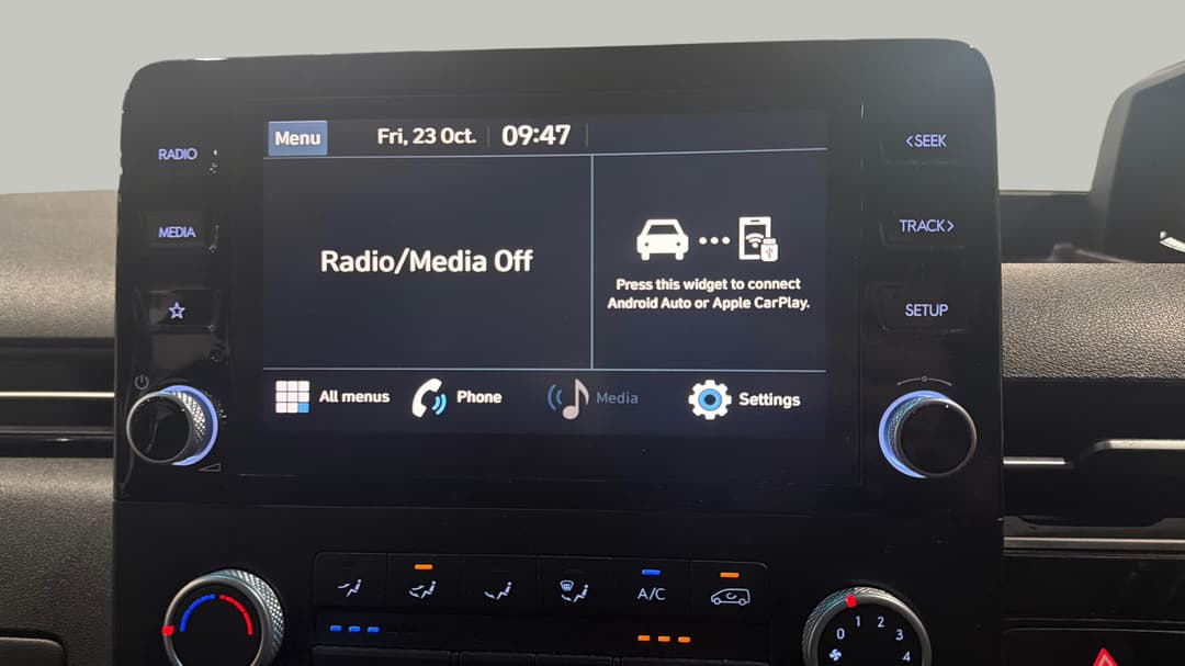 2022 Hyundai Staria Staria, Automatic, 83971 km, Infotainment System