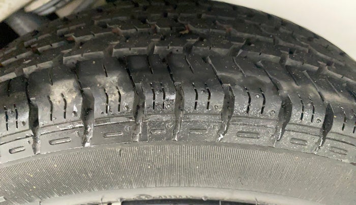 2016 Maruti Alto K10 VXI P, Petrol, Manual, 51,853 km, Left Rear Tyre Tread