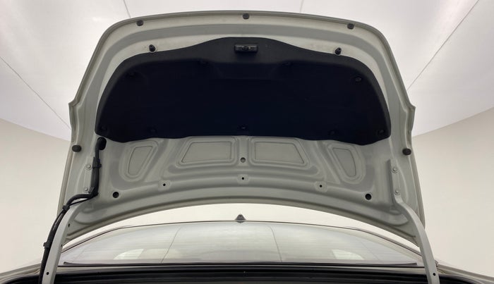 2013 Hyundai Verna FLUIDIC 1.6 SX VTVT, Petrol, Manual, 50,846 km, Boot Door Open