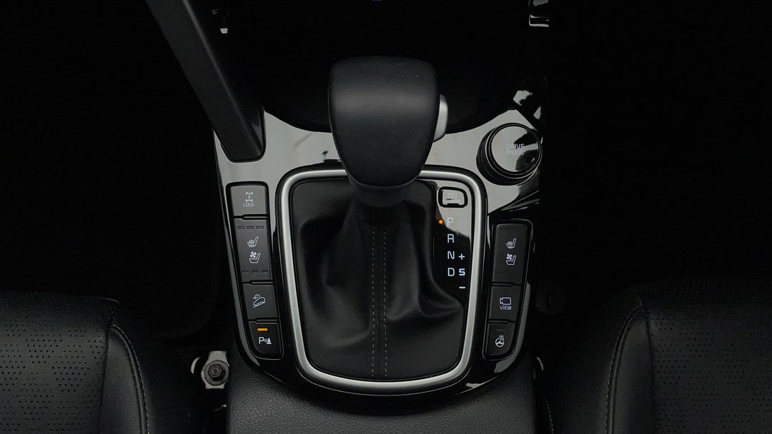 2020 Kia Seltos Gt-line (awd), Automatic, 49483 km, Gear Lever 