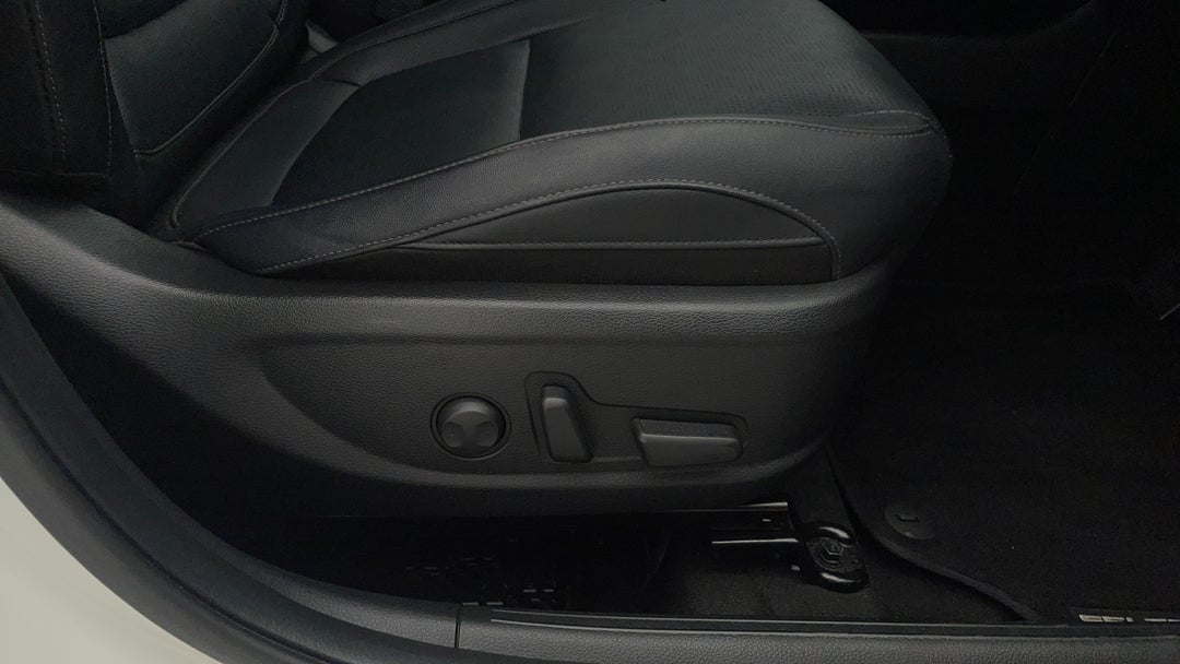 2020 Kia Seltos Gt-line (awd), Automatic, 49483 km, Drivers Side Adjustment Panel