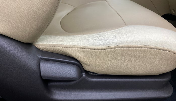2015 Hyundai Verna FLUIDIC 1.4 VTVT, Petrol, Manual, 23,625 km, Driver Side Adjustment Panel
