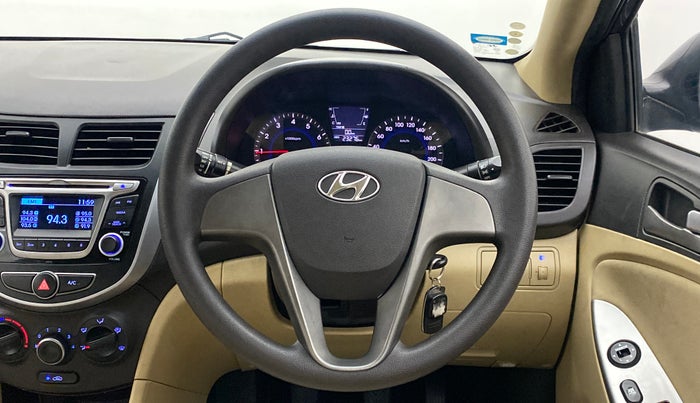 2015 Hyundai Verna FLUIDIC 1.4 VTVT, Petrol, Manual, 23,625 km, Steering Wheel Close Up
