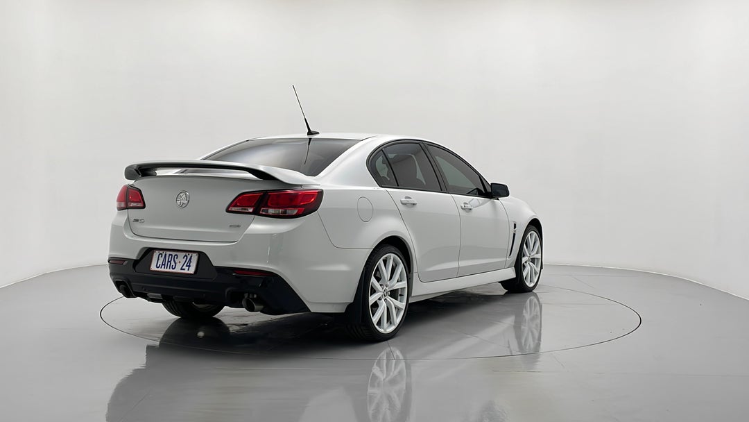 Right Back Diagonal (45- Degree) View